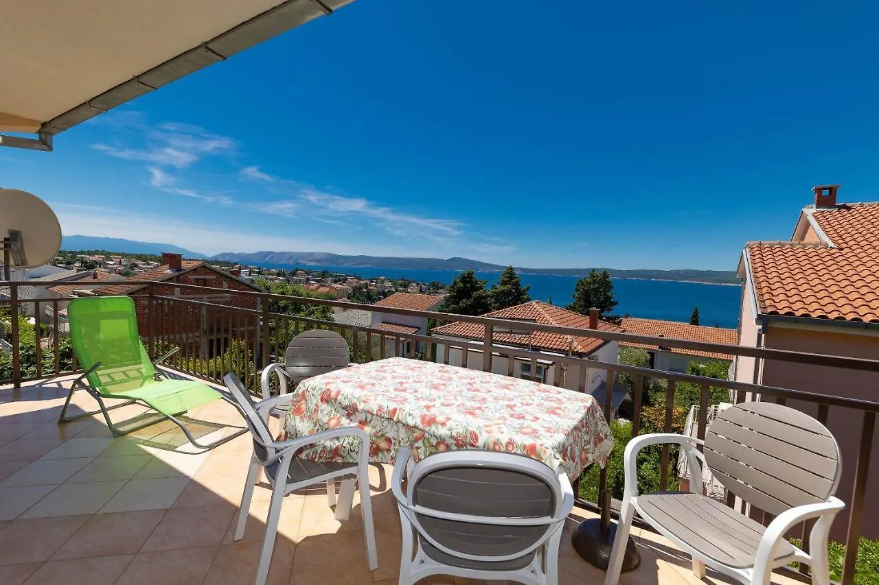 Apartments Nada Selce